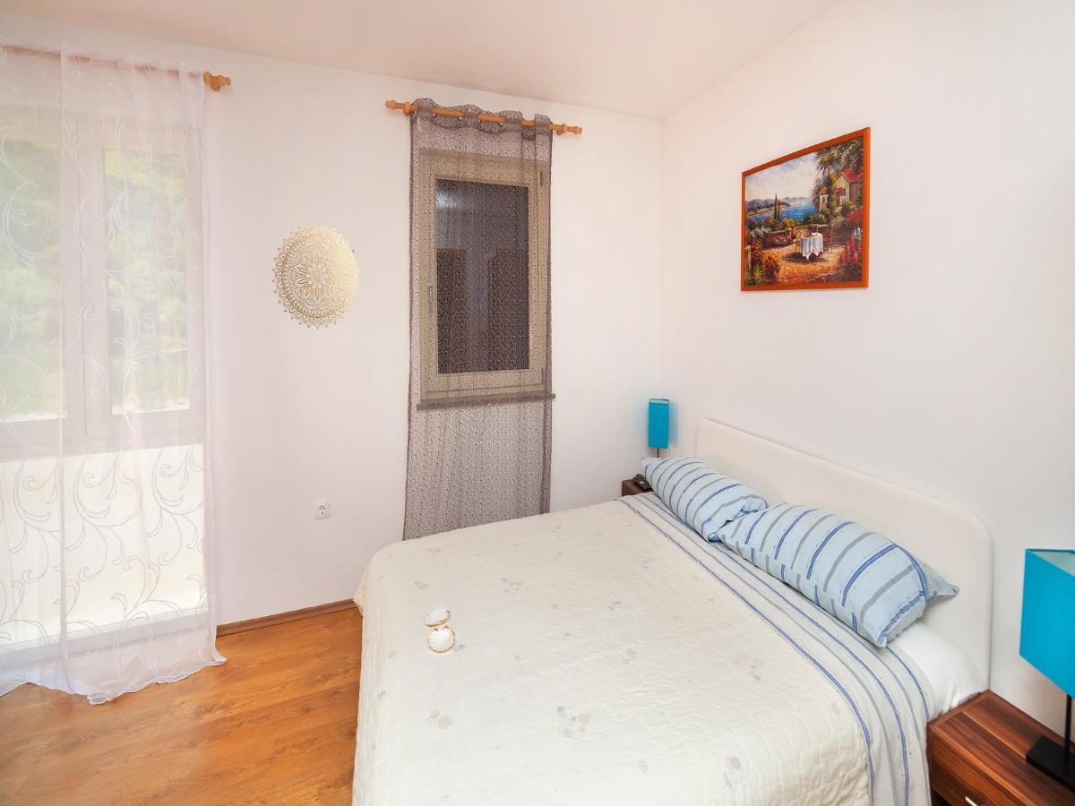 Apartments Barbara Брсеч Экстерьер фото