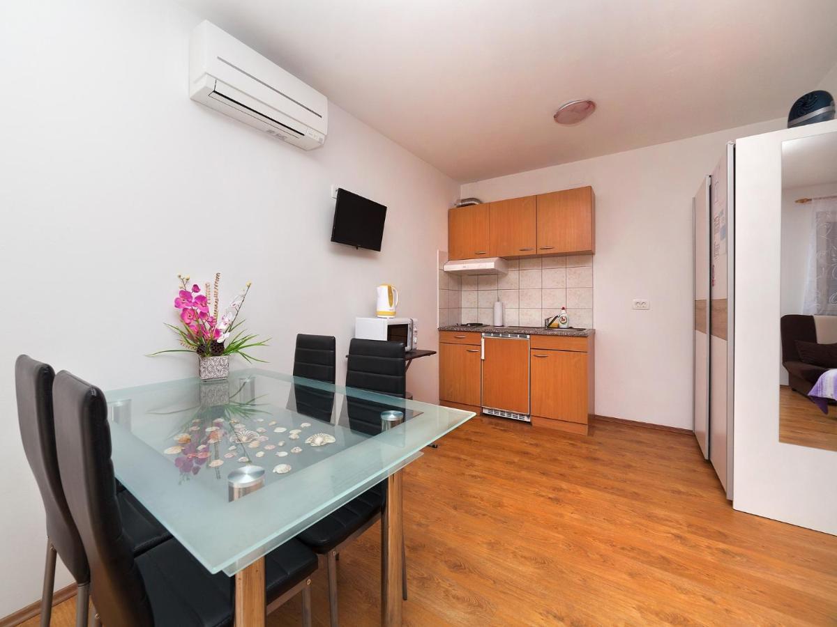 Apartments Barbara Брсеч Экстерьер фото