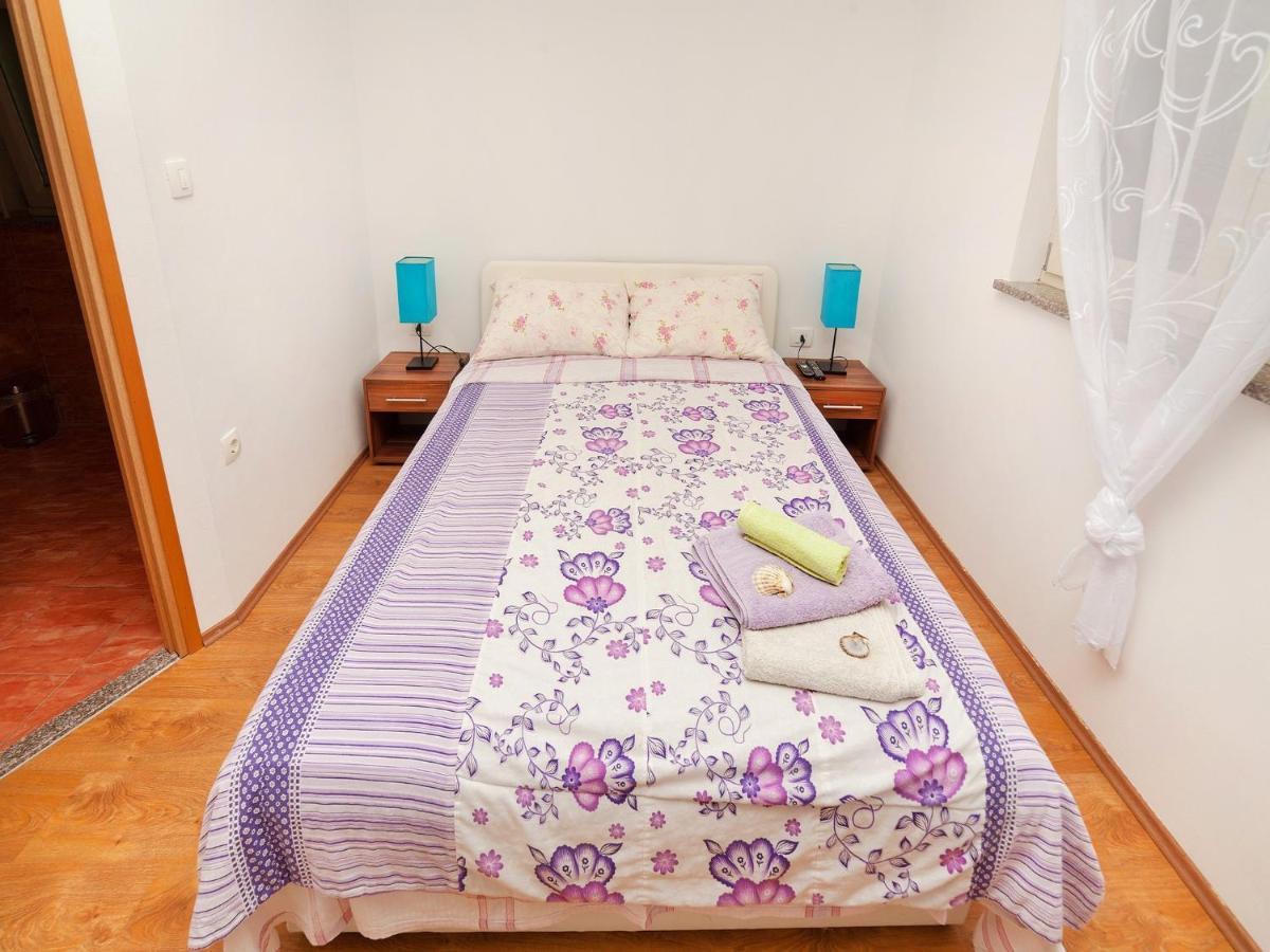 Apartments Barbara Брсеч Экстерьер фото